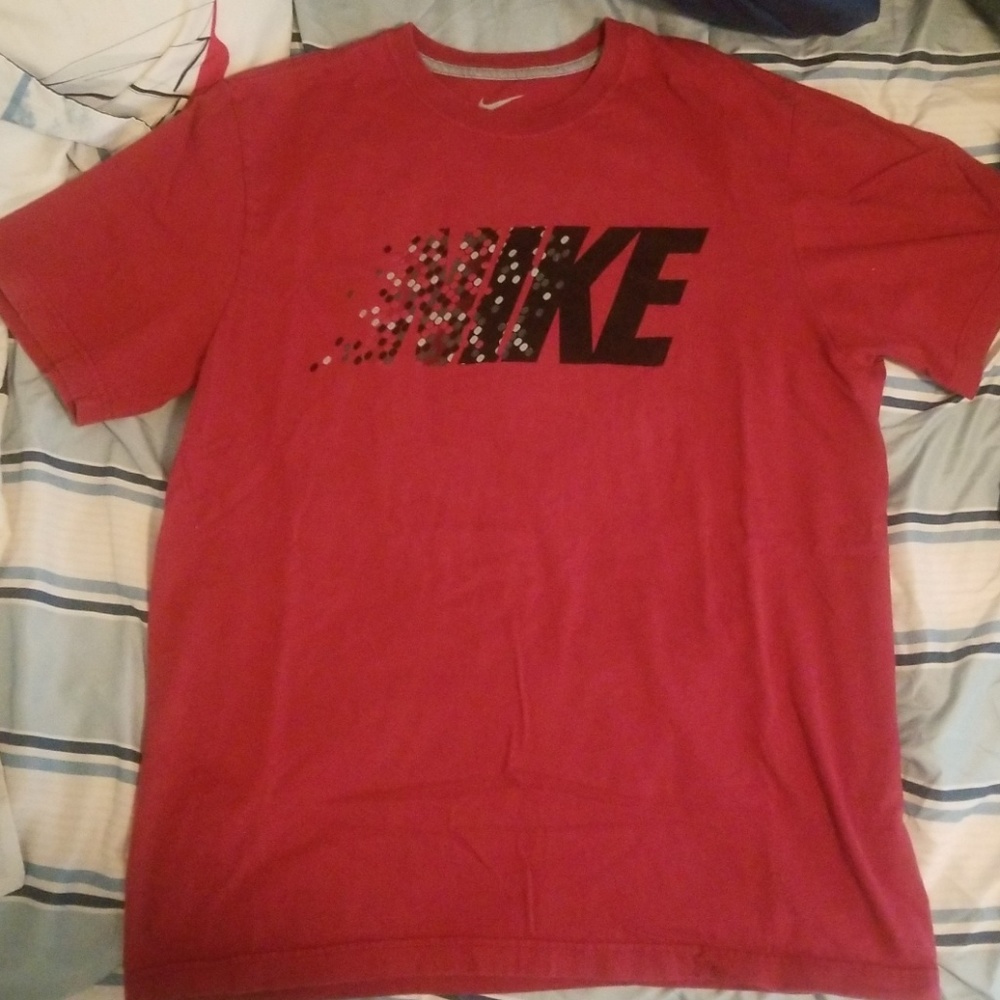 Nike T-shirt